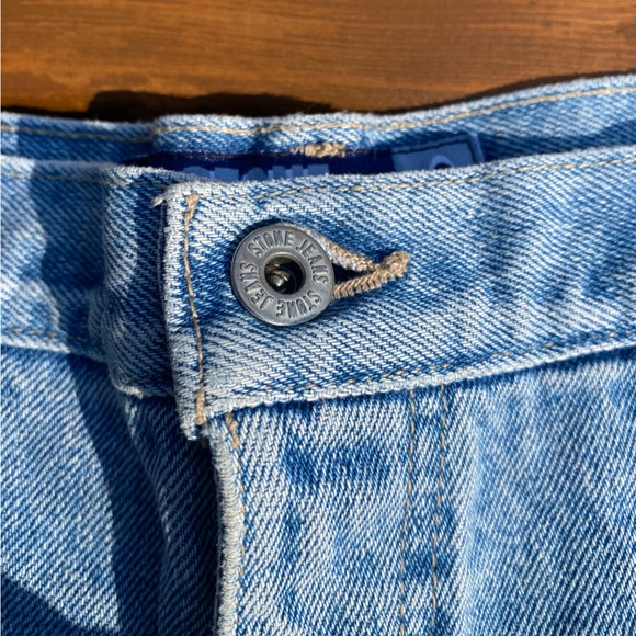 Vintage Canadian Denim Jean Shorts Lightwashed | SIZE: US 7 - Picture 5 of 11